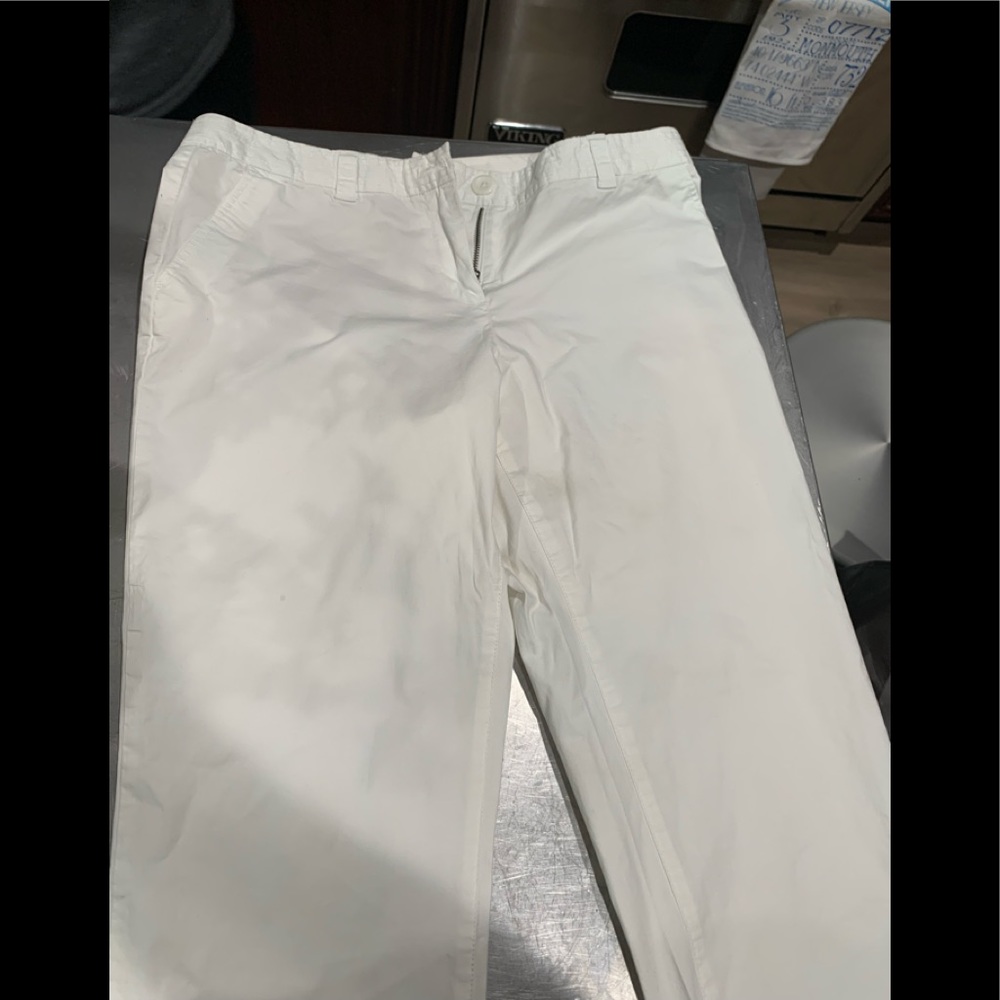 Vineyard Vines White Khakis